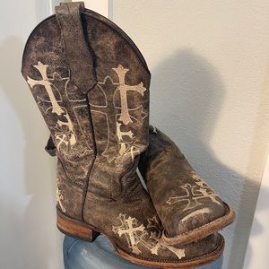 Corral brand size 7 M cowgirl boots